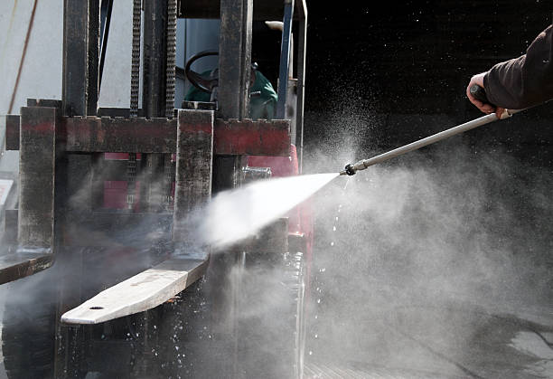 Why Choose Our Certified Pressure Washing Experts for Your Project Needs in Haverhill, FL?